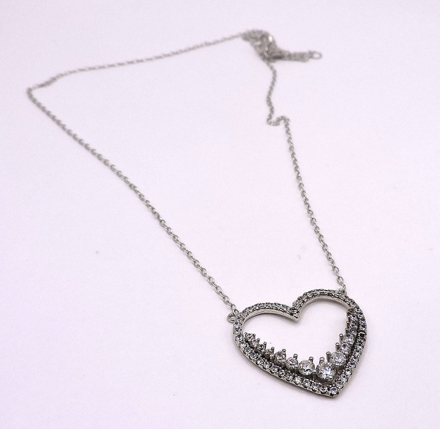 Silver Necklace with Heart-Shaped Zircons