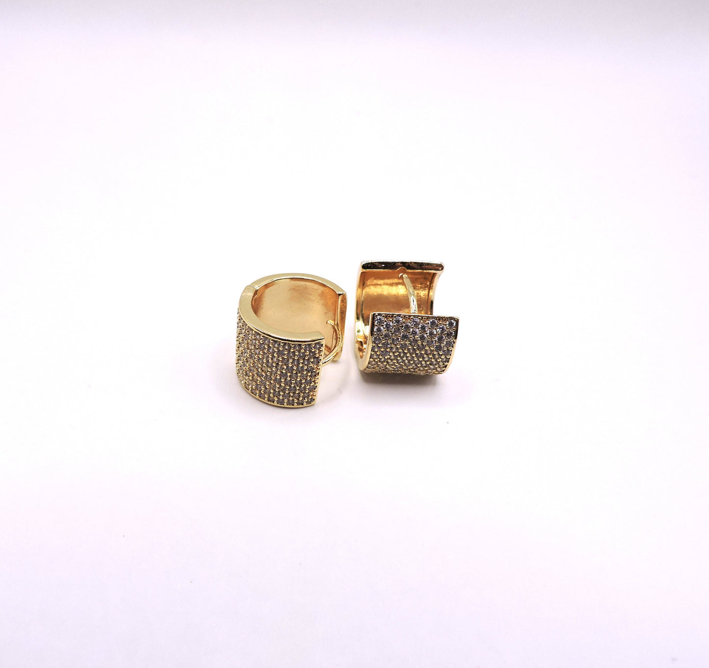 Wide hoop earring in Micropave, Gold Filled.