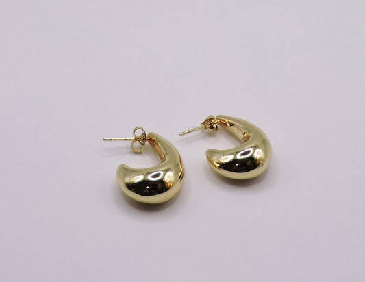 Earring J-shaped Tear Gold Filled