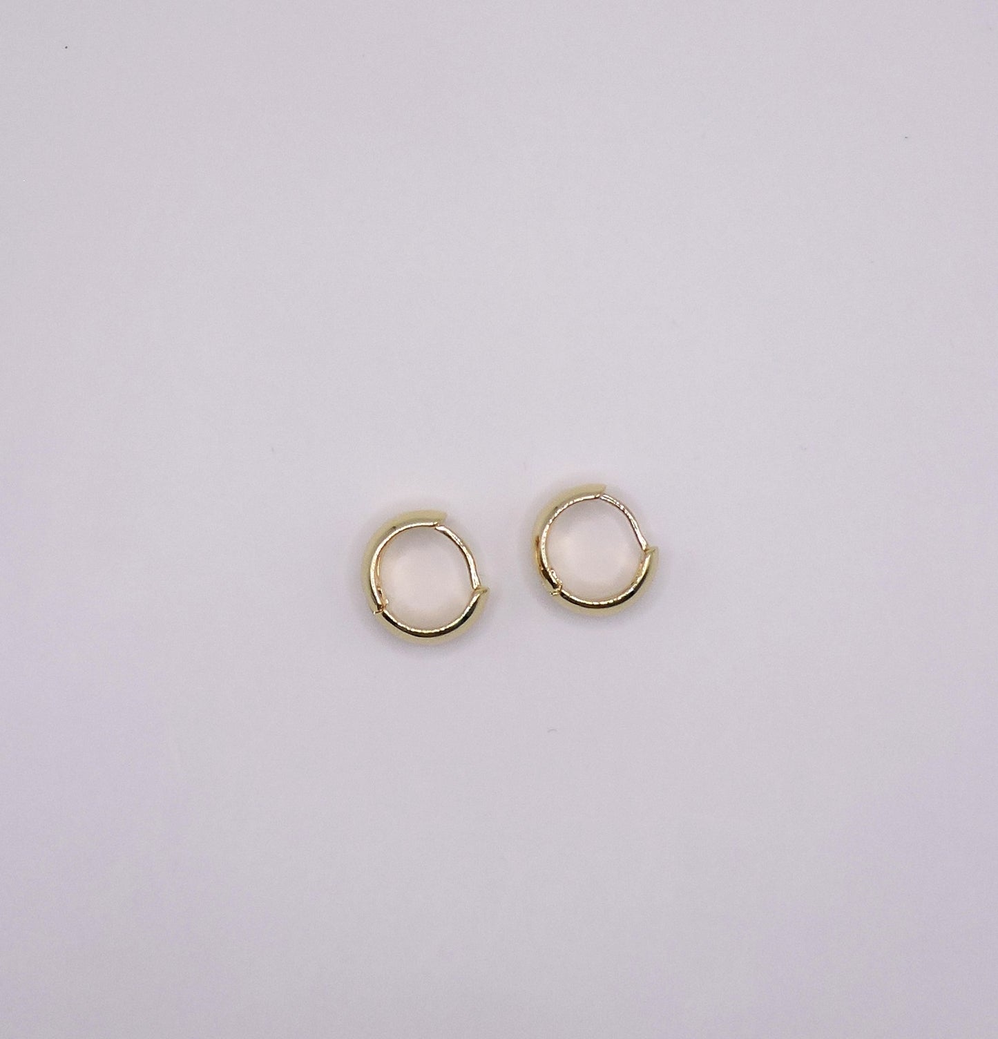 Plain small wide hoop earring in gold-filled