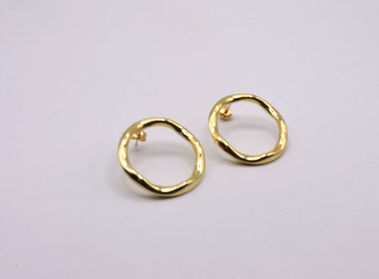 Gold-filled hollow circle earring
