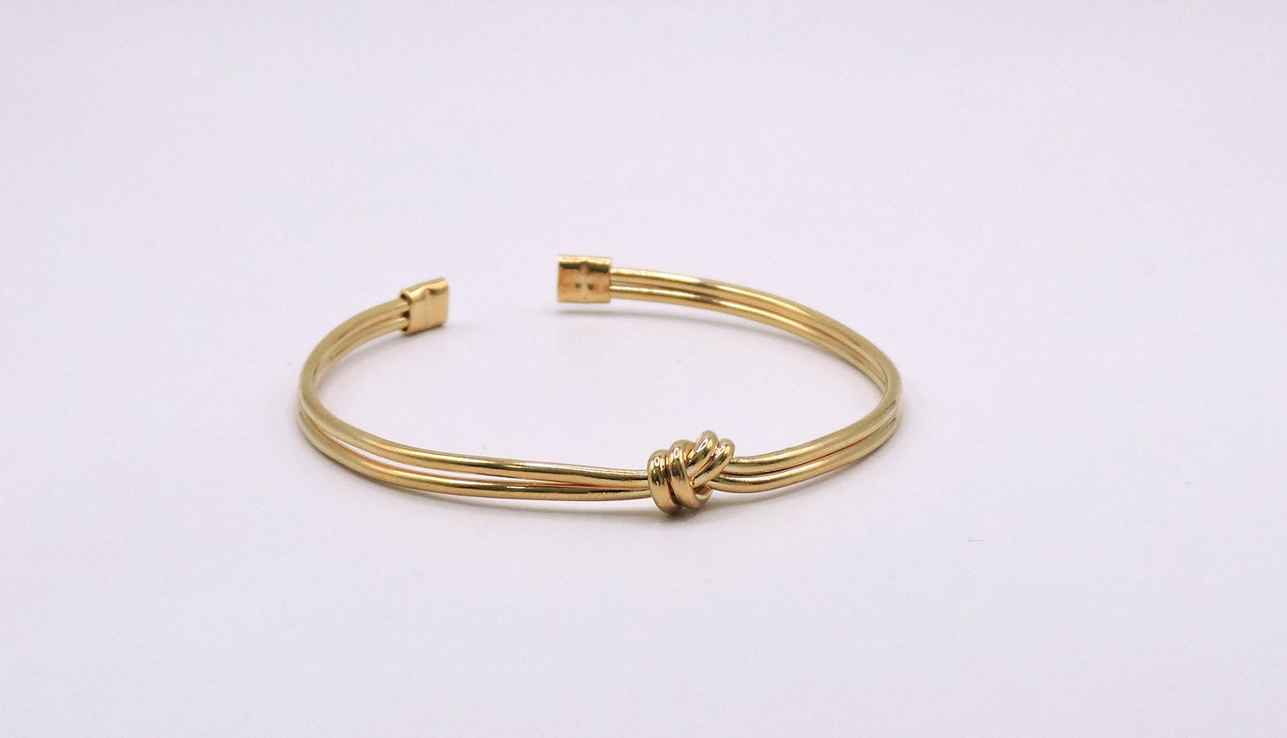 Small knot Bangle Gold Filled