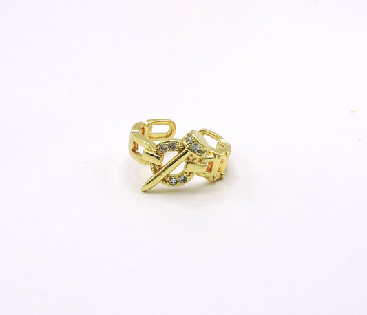Link ring with diagonal nail in gold-filled and zircon