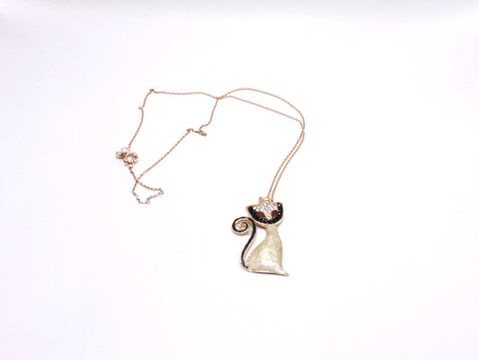 Rose gold-colored silver necklace in the shape of a cat with micropave enamel.
